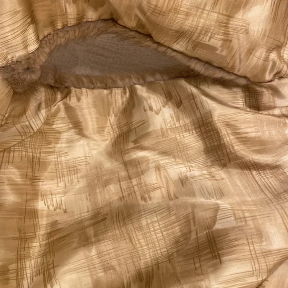 FURS BY EDWARD GLASSER CHICAGO Vintage Brown Fur Poncho / CAPE. One size - Picture 8 of 11